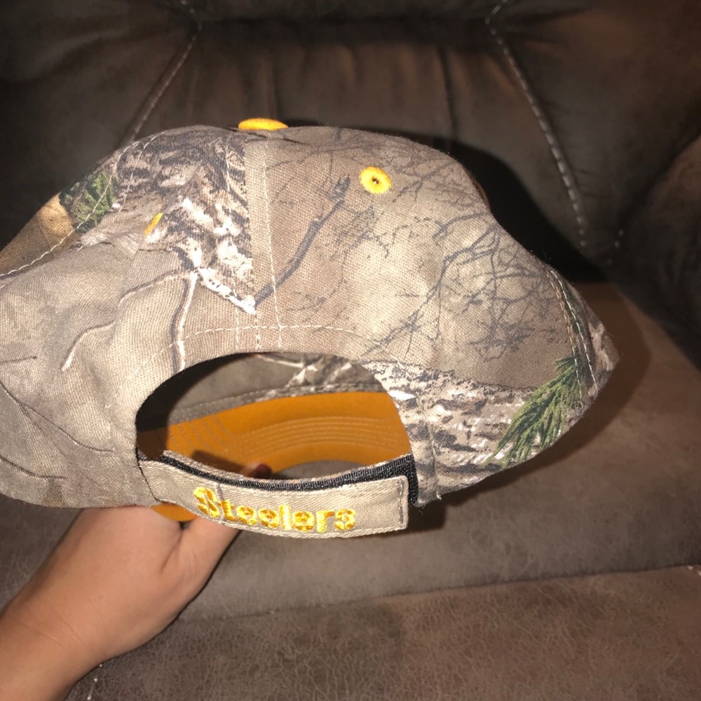 Pittsburgh Steelers camo hat - Picture 5 of 7